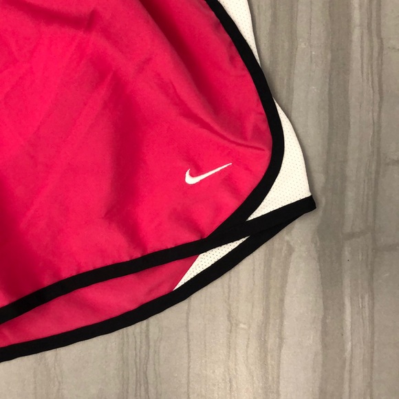 Nike Girl’s Dri-Fit Shorts - Picture 2 of 5